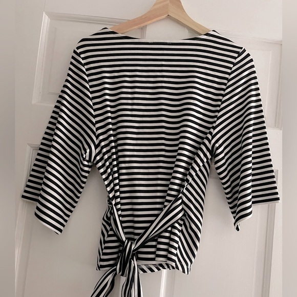 Express Stripe Wrap Blouse Small NWOT - Picture 2 of 6